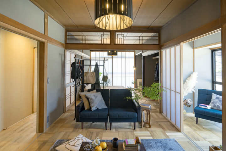 性能向上リノベ済中古住宅 corridor house
