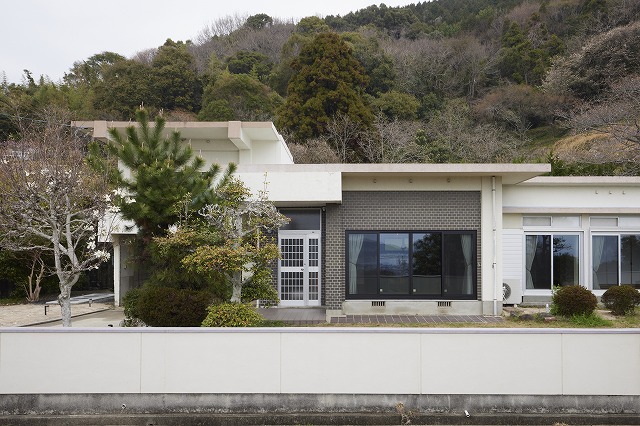 Hilltop Murozumi — 海と山と高台の暮らし